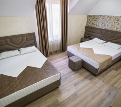 4-местный "Стандарт" раздельные кровати в Манэ