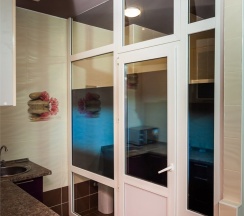 стандартный трехместный номер или номер для двух взрослых  с двумя детьми в Relax88