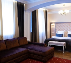 Luxe KING в Hotel Villa MARALIS