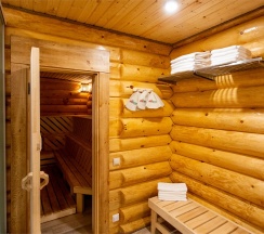 Большой коттедж с баней в Art hotel Nring