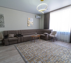 Семейный люкс в Pullman D | M