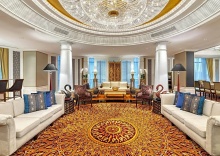 Четырёхместный люкс Royal с 2 комнатами 2 отдельные кровати в The Athenee Hotel, a Luxury Collection Hotel, Bangkok