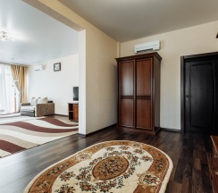 Студия с балконом и с видом на море в Дом Москвы