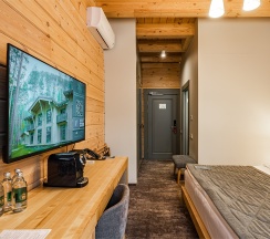 Номер Классик с двуспальной кроватью с видом на реку в Grand Chalet Altay