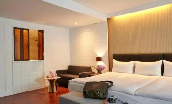 Мини люкс с балконом в Loligo Resort Hua Hin