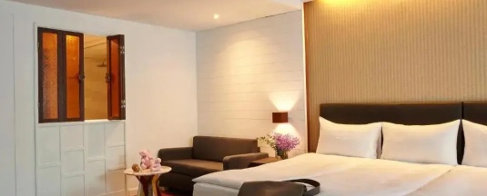 Мини люкс Pool Access с балконом в Loligo Resort Hua Hin