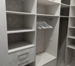 Шестиместный коттедж с балконом и рядом с пляжем в Гостевой дом