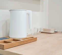 Улучшенный двухместный с 2 кроватями и 1 большой в Nogaev Hotel