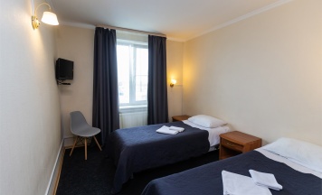 Стандартный номер с двумя раздельными кроватями в Ям