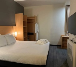 Двухместный номер Premium двуспальная кровать в Ibis Stupino