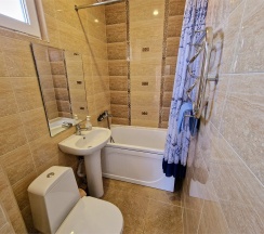 Делюкс 4-х местный с балконом и видом на море (Новый корпус, 150 метров от основной территории) в Аида