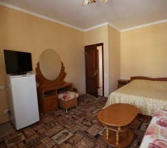 Четырёхместный номер Standard с балконом в Удача