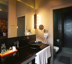 Двухместный номер Executive Deluxe двуспальная кровать в Sino House Phuket Hotel