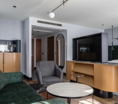 Номер полулюкс улучшенный в Radisson Blu Hotel Kaliningrad