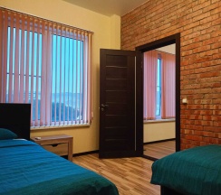 Апартаменты/Семейный четырёхместный трёхкомнатный номер с раздельными кроватями КОМФОРТ в Морской