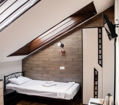 Двухместный номер с 2мя раздельными кроватями (5 этаж, без лифта) в Everest