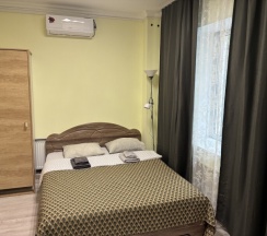 Двухместный номер категории «Делюкс» с одной двуспальной кроватью в Концерт на Таганской