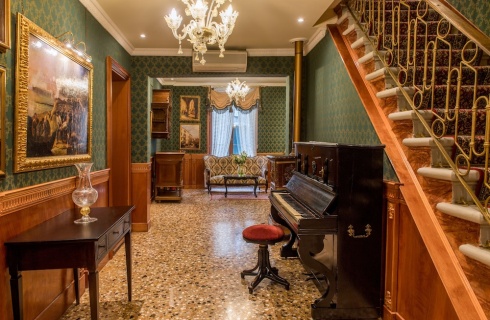 Италия, Рива-дельи-Скьявони: Отель Hotel Casa Nicolò Priuli