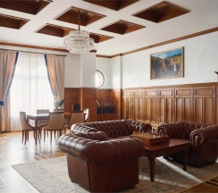 Исторический люкс с видом на Невский в Wawelberg Hotel St.Petersburg