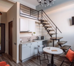 Апартаменты-дуплекс Standart 4 в Home Hotel