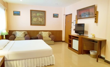 Двухместный номер Superior двуспальная кровать в Birds and Bees Resort