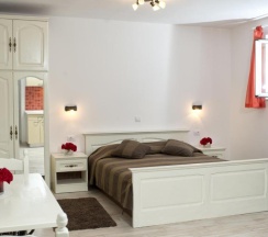 Апартаменты в Bokun Guesthouse