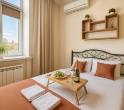 Комфорт Двуспальная Кровать в Metro apartments