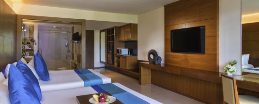 Четырёхместный номер Семейный с балконом и с видом на сад в Отель Novotel Phuket Kata Avista Resort And Spa