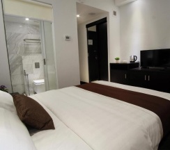 Двухместный номер Standard (без окна) двуспальная кровать в InnB Park Hotel
