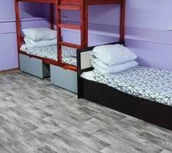 Кровать в общем номере (женский номер) в Lv.hostel