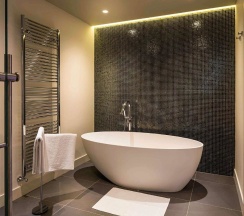 Двухместный люкс Superior двуспальная кровать в Mercure Almaty city center