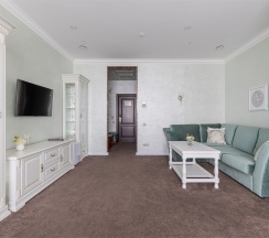 Версаль в GRAND HOTEL OKA Premium