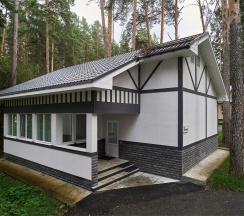 Коттедж с двумя спальнями улучшенный в Салют