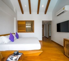 Номер с видом на бассейн в White Sand Samui Resort