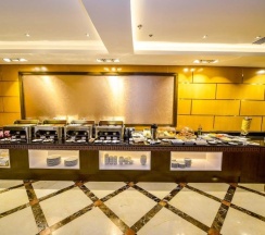 Апартаменты c 1 комнатой в Exquisite Suite Minutes From Al Mamzar Beach