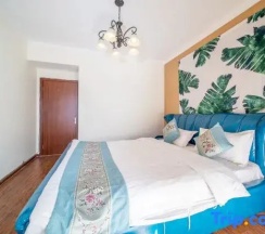 Люкс с 2 комнатами в Yijiayi Holiday Hotel