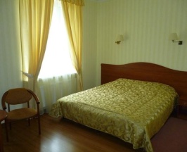 Номер стандарт с 1 двуспальной кроватью в Ассоль