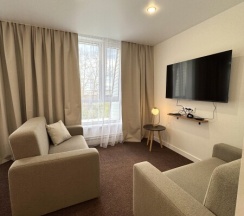 Люкс номер с 1 двухспальной кроватью + 2 спальных места в Veranda