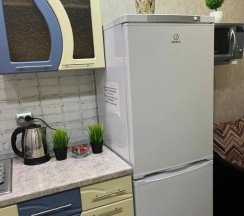 Двухместные апартаменты c 1 комнатой с балконом и с видом на город (двуспальная кровать) в Апартаменты Рядом с Трассой