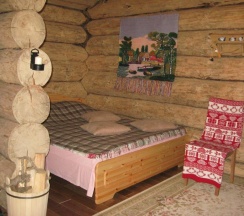 Дом № 1 с видом на сад в Дубки