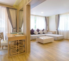 Четырёхместный номер Pool Access Family в Phuket Graceland Resort And Spa