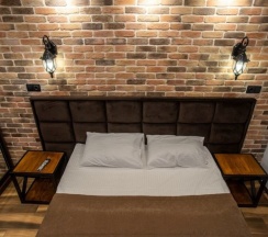 коттетдж шестиместный в Леона