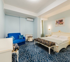 Трёхместный номер Стандарт в Dvin