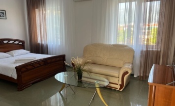 Трехместный Комфорт в Костакис