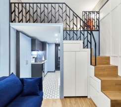 Двухуровневые апартаменты с диваном (с кроватью и диваном) в Art home 1/56