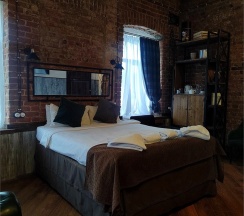 Люкс с доп местом в Гостиный дворъ