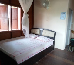 Бунгало Standard с балконом в J.B.Hut Bungalows