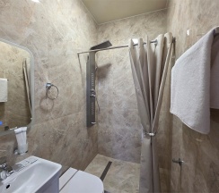 СЕМЕЙНЫЙ ДВУХКОМНАТНЫЙ НОМЕР с кроватями TWIN/DBL с двуспальным диваном в Цитрус