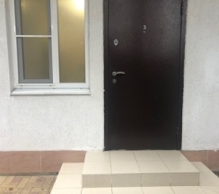 Двухкомнатная квартира с отдельным входом на 1 этаже ул. Красногвардейская д.5 в Милка