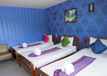 Трёхместный номер Standard с балконом в Phi Phi Maiyada Resort